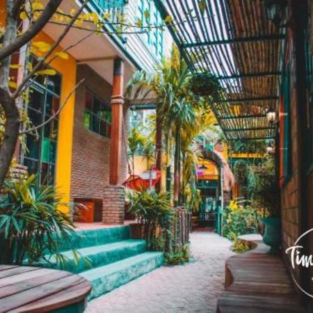 Time Sabai 134 Hostel Bangkok Kültér fotó