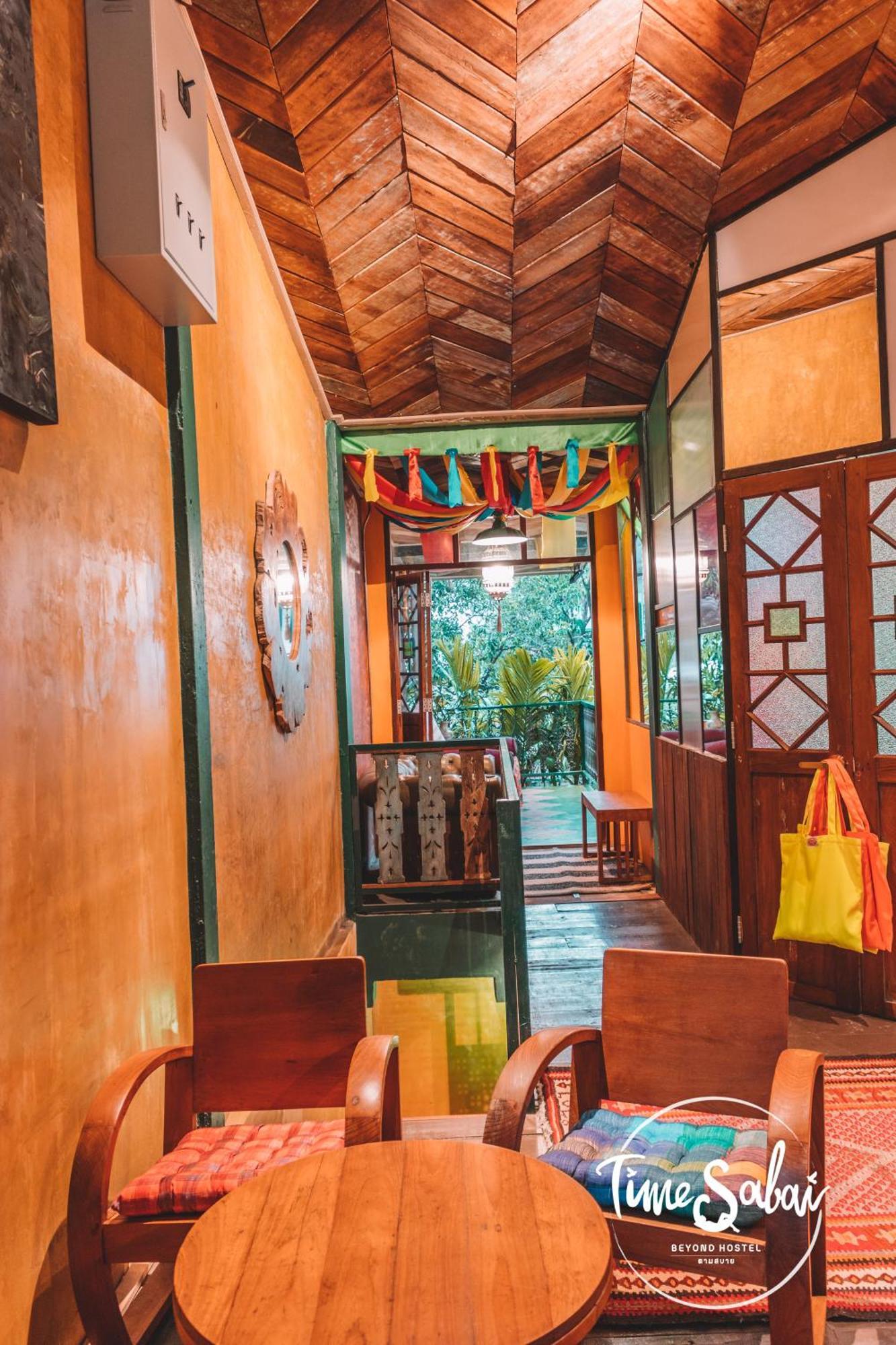 Time Sabai 134 Hostel Bangkok Kültér fotó