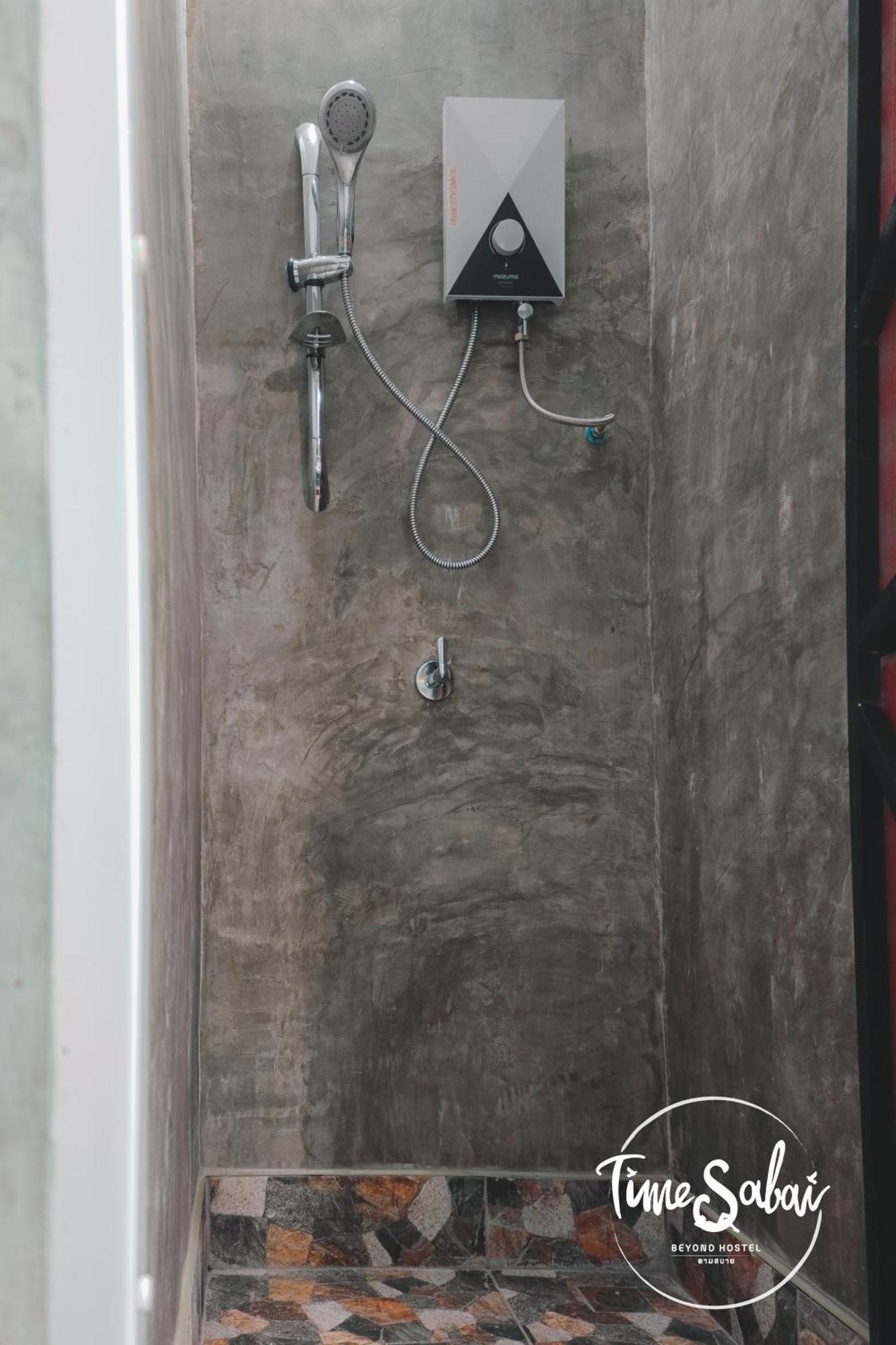 Time Sabai 134 Hostel Bangkok Kültér fotó